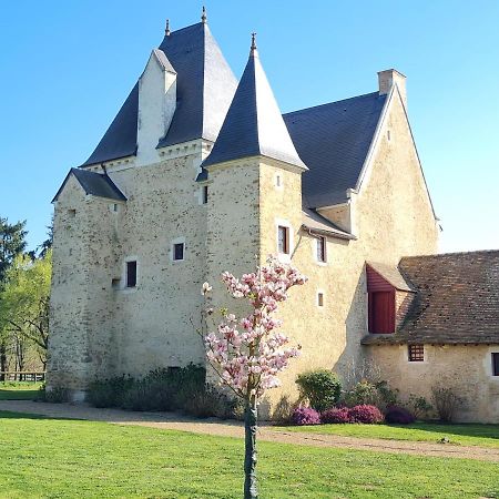 Manoir De La Beuneche - Location Du Manoir Entier Roeze-sur-Sarthe Exterior photo